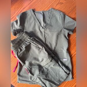 Figs Technical Collection Olive Apparel